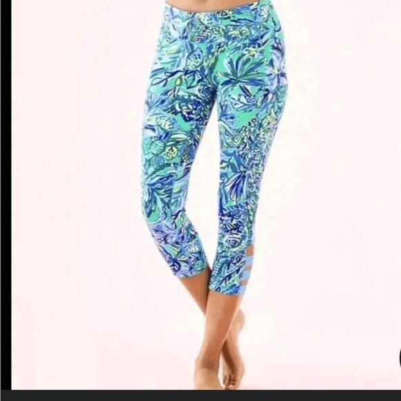 Beautiful Lilly Pultzer Weekender Cropped Legging 21" Bennet Blue medium perfect - Picture 1 of 5